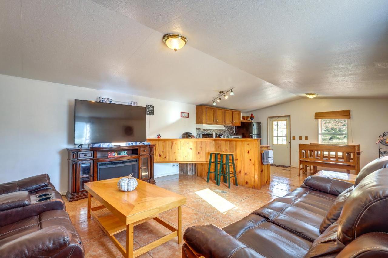 Charming Santa Rosa Home With Mountain Views And Porch 外观 照片